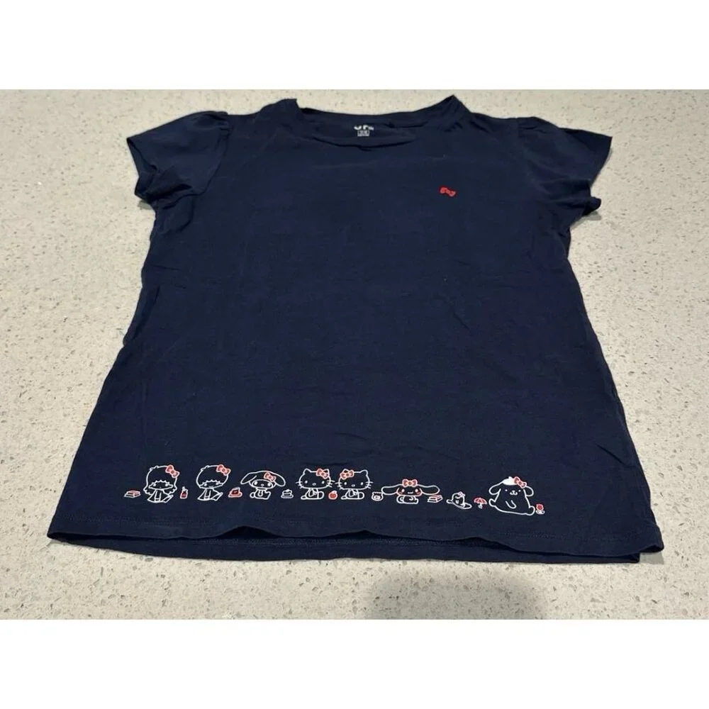 Uniqlo hello kitty navy‎ blue shirt
